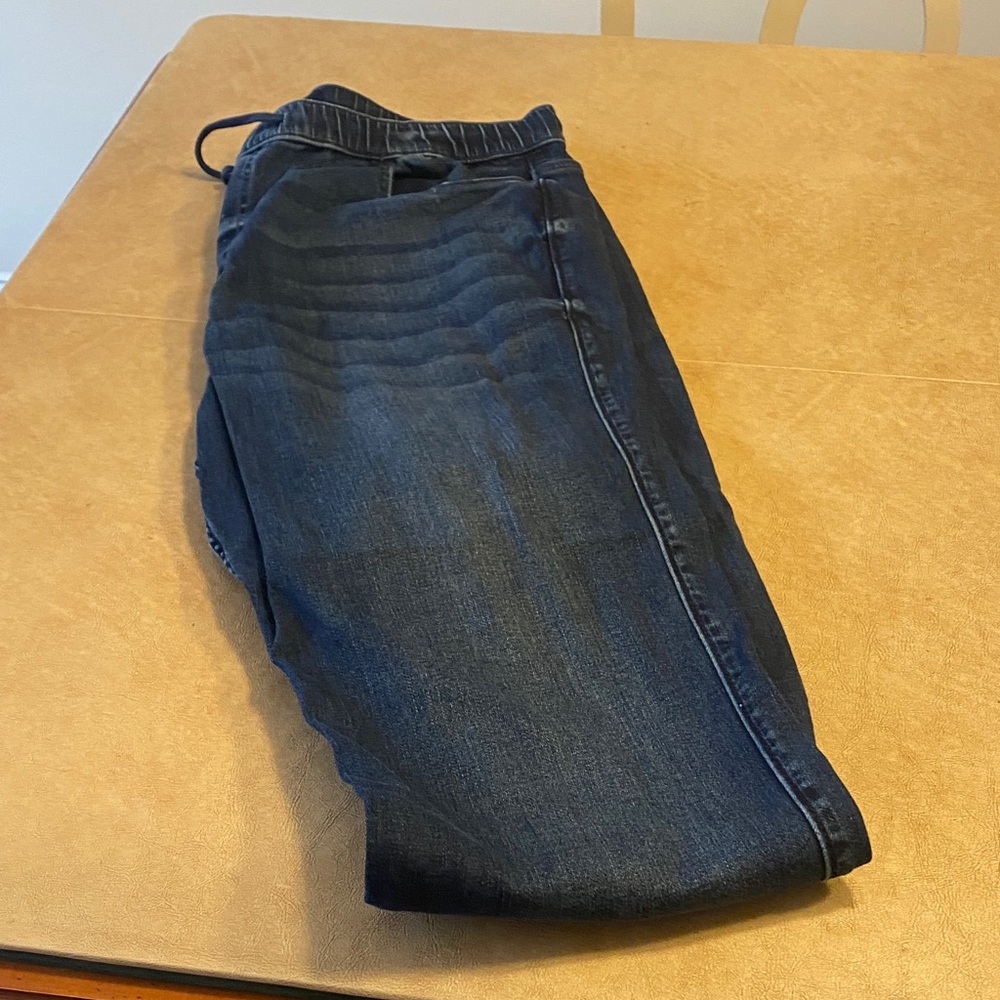 Hollister Men's Dark Blue Relaxed Jeans